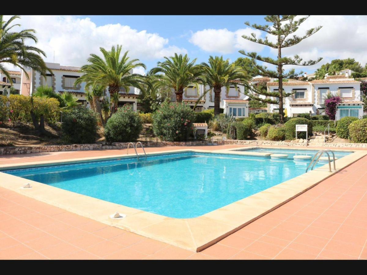 Rosalalinda - Cosy Semi-Detached Home With Sea Views And Large Terrace Moraira Eksteriør bilde