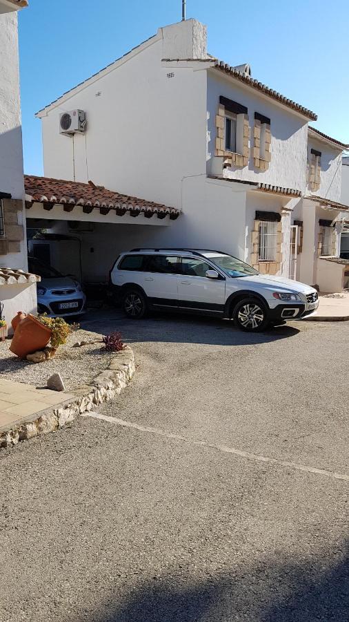 Rosalalinda - Cosy Semi-Detached Home With Sea Views And Large Terrace Moraira Eksteriør bilde